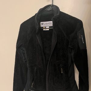 Barely used ski jacket.